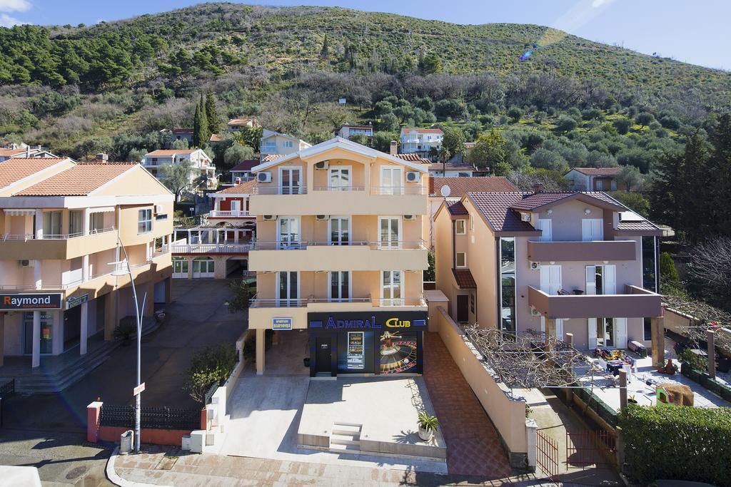 Guest House Harmonia Budva Exterior photo