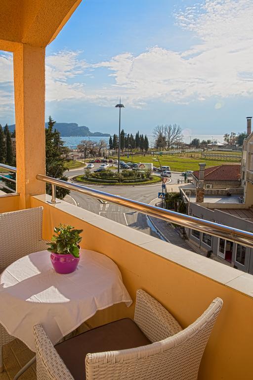 Guest House Harmonia Budva Exterior photo